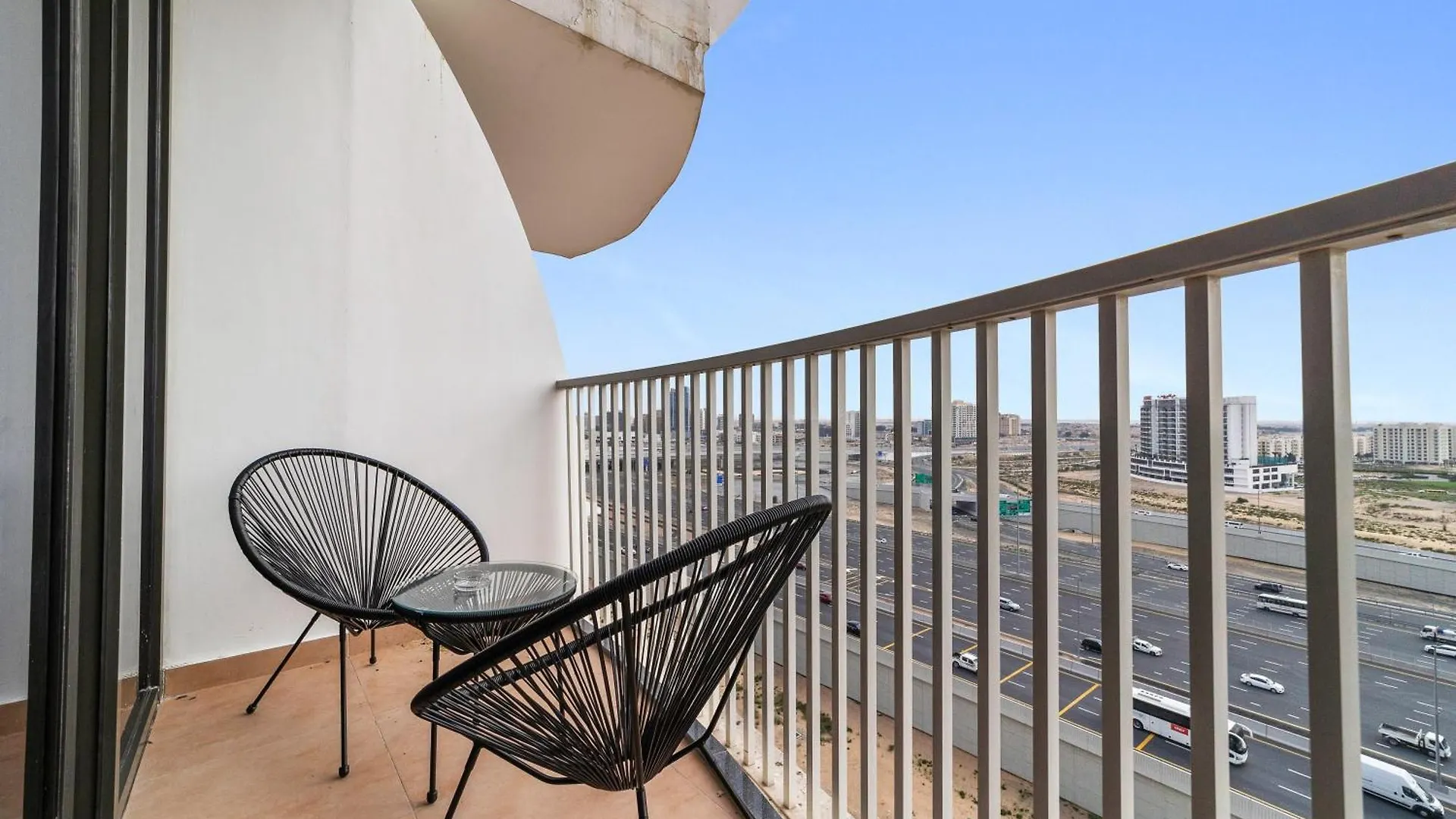 Silkhaus Luxury Studio Near Silicon Shopping Mall Dubai Emirati Arabi Uniti